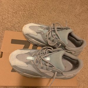 Yeezy 700 inertia